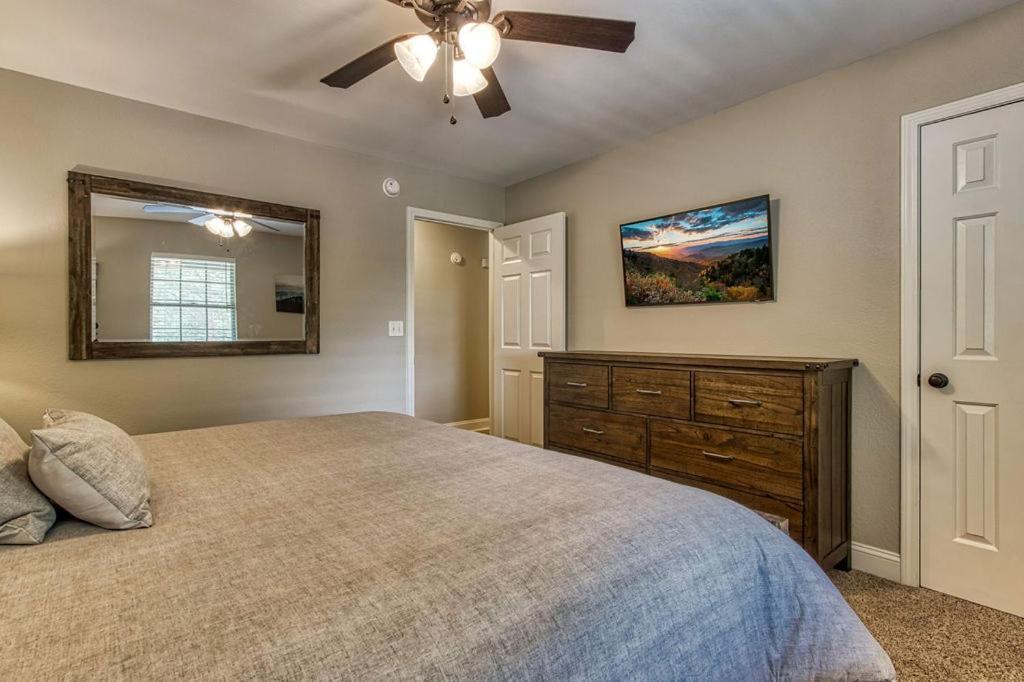 Tranquility Hollow, Indoor Pool, Game Room, 1089 Free Tickets Each Paid Day, Dollywood And More! Sevierville Extérieur photo